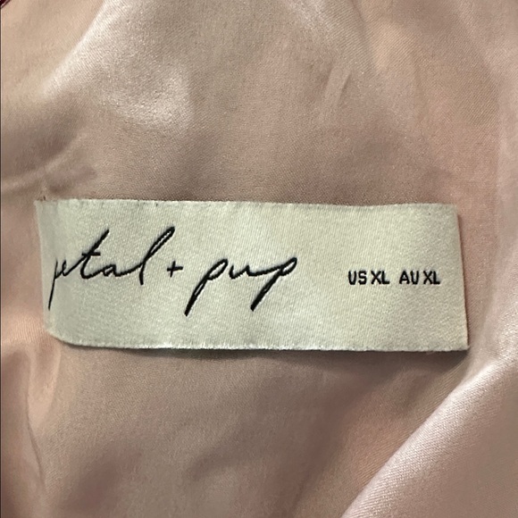 Petal & Pup Hilary Pleated Cold Shoulder Floral Maxi Dress - Picture 10 of 15